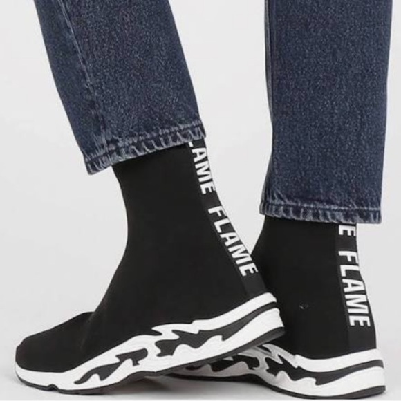 Sandro Black Flame Sock Trainers Sneaker Sleek shoe Embedded Graffiti New in Box - Picture 2 of 4